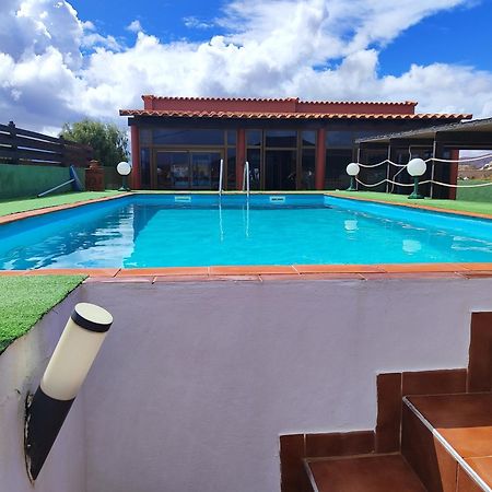 Casa de Campo Hiurma Triquivijate Exterior foto